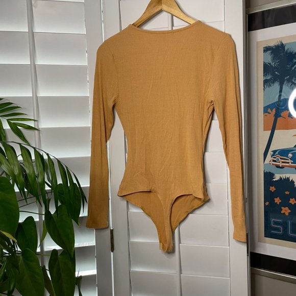Lulu's - Yellow Lace Long Sleeve Bodysuit (Large) - Picture 2 of 11
